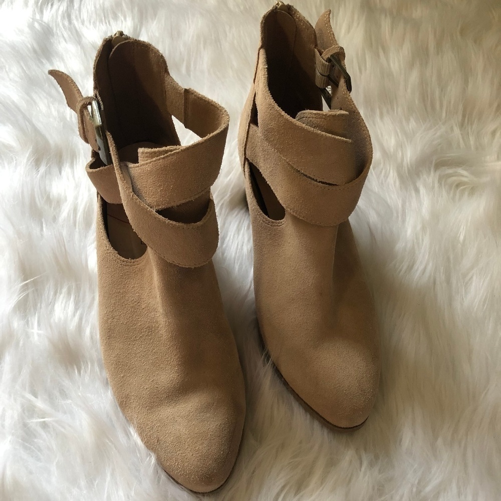 Sole Society Azure Suede Cut Out Booties Size 7.5